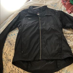 Black nike windbreaker